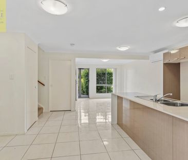 Comfortable & Contemporary Living in Prime Berrinba Location - Photo 5