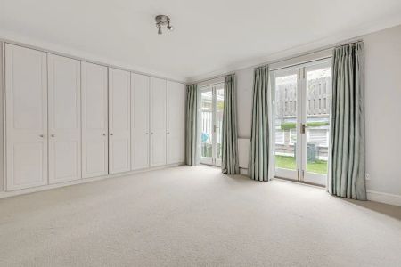 2 bedroom house in Wyfold Road - Photo 2