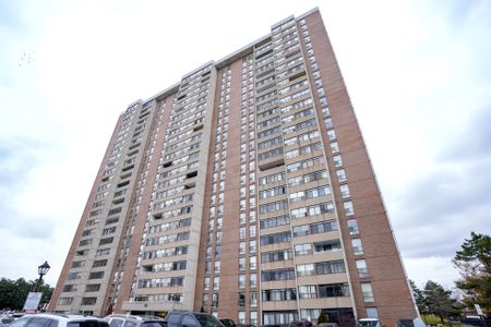 For Lease - 18 Knightsbridge Road Unit# 1712, Brampton, Ontario - Photo 3