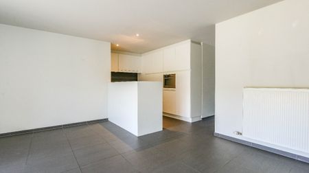 Prachtig gelijkvloers appartement met 2 slaapkamers - Foto 2