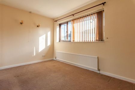 3 bedroom terraced house to rent - Photo 2