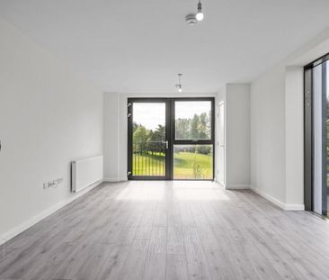 Apt 13, 1 Kings Hall Road, Belfast, BT9 6ZA - Photo 2