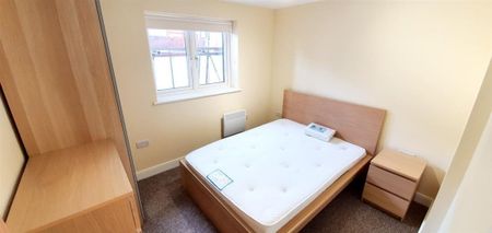 Churchill Way, CARDIFF - Photo 2