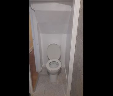 3 Bed Flat, London, E11 - Photo 6