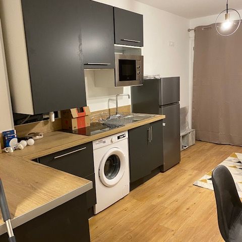 1 pièce - Meublé - 10 m² - 1er étage - Colocation autorisée - Photo 1