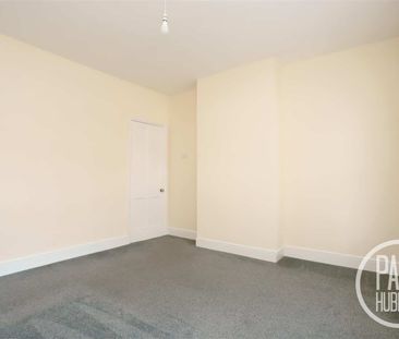 Kimberley Road, Lowestoft, NR33 - Photo 6