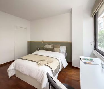 Carrer d'Aribau, Barcelona, Catalonia 08021 - Foto 6