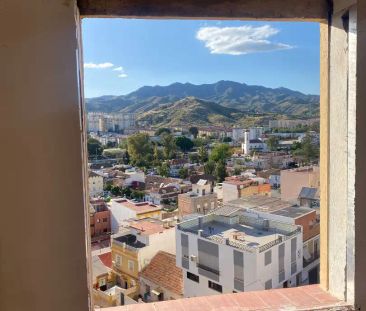 Piso de alquiler en Calle San Juan Bosco, El Molinillo - Capuchinos - Photo 1