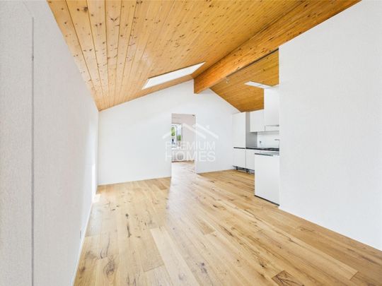 Charmante 2.5 Zimmer-Wohnung in zentraler Lage! - Photo 1