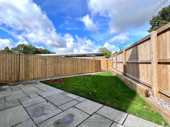 2 bedroom house to rent - Photo 1