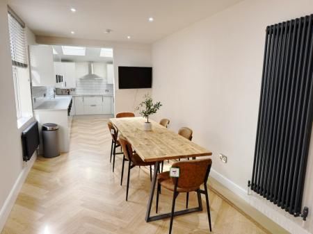 Rusholme Place, Rusholme, Manchester, M14 - Photo 2