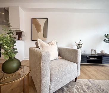 Victoria Road, Aldershot, Hampshire, GU11 - Photo 3