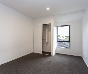 Lovely two bedroom townhouse – periodic tenancy. - Photo 5