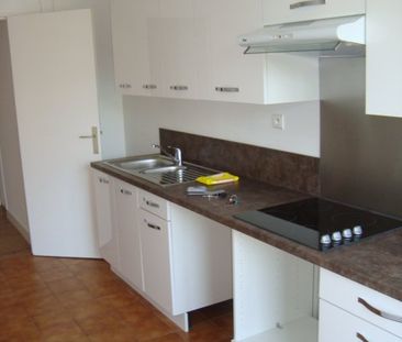 Location Appartement 3 pièces 65m² NICE 06000 - Photo 4