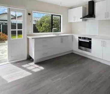 Feilding - Three Bedrooms - Photo 5