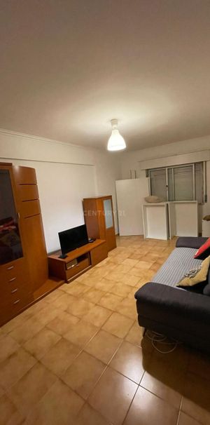 Apartamento T1 para arrendar na Quinta da Samaritana, Belas - Photo 1