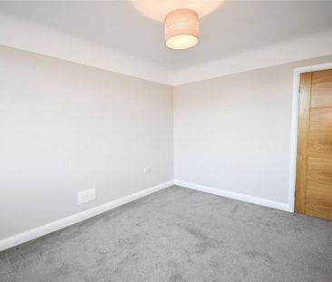 Colemere Drive, CH61 7XS, Pensby - Photo 3