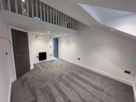 High Street, Neston, CH64 - Photo 2