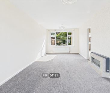 3 bedroom semi-detached house to rent - Photo 3