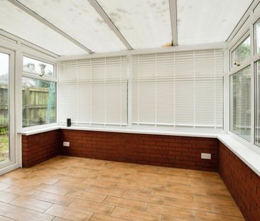 Foster Drive, Penylan, Cardiff, CF23 - Photo 3