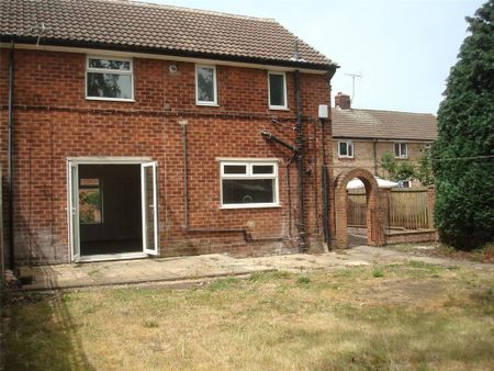 3 bedroom end of terrace house to rent - Photo 5