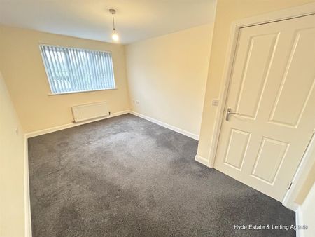 Flat 15 The Horizons, Moss Lane, BL6 5GH - Photo 2