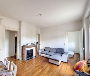 Location Appartement 2 pièces 49m² LA CHAPELLE ST LUC 10600 - Photo 2