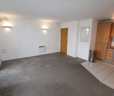 BECKET HOUSE - CENTRAL BRENTWOOD, Property for rent - Photo 2