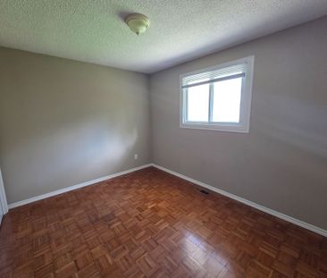 For Lease - 31 Lambs Lane, Clarington, Ontario - Photo 1