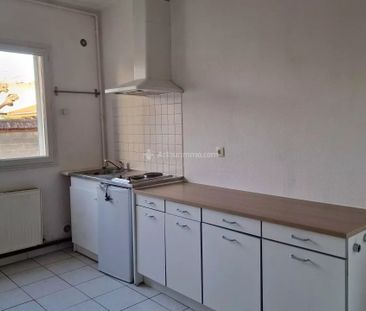 Location Duplex 3 pièces 50 m2 à Carmaux - Photo 4