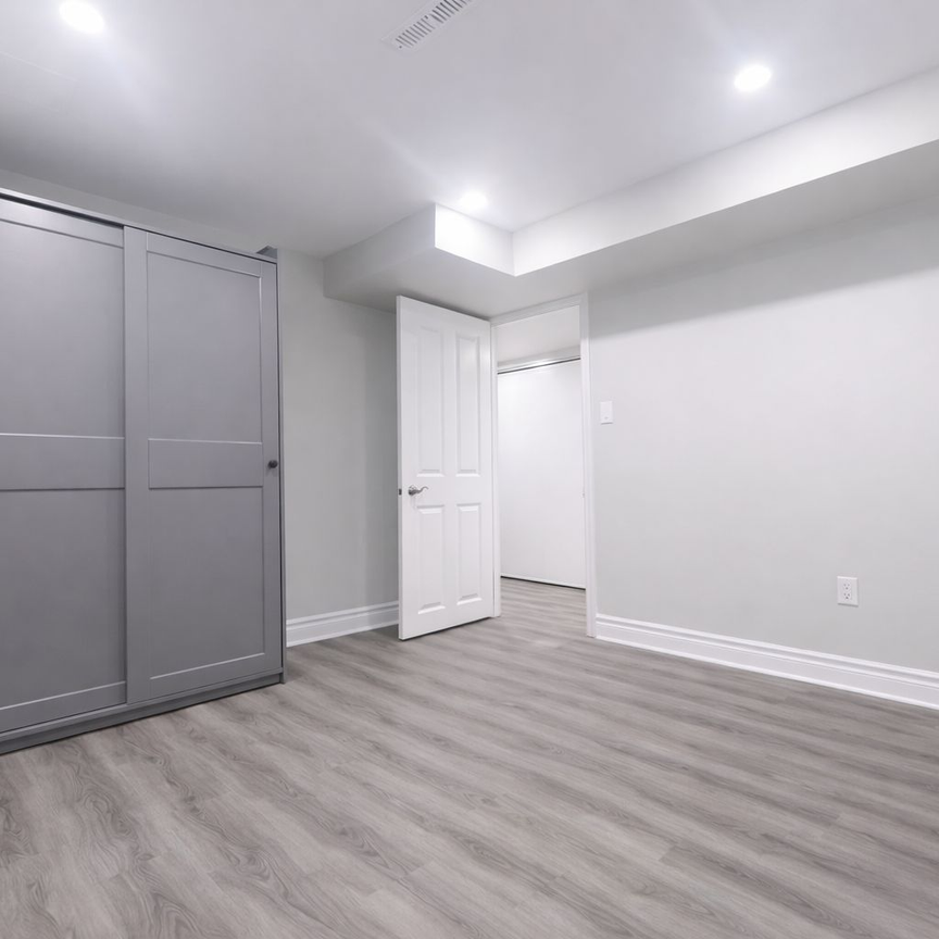 For Lease - 3280 Pilcom Crescent Unit# Bsmt, Mississauga, Ontario - Photo 1