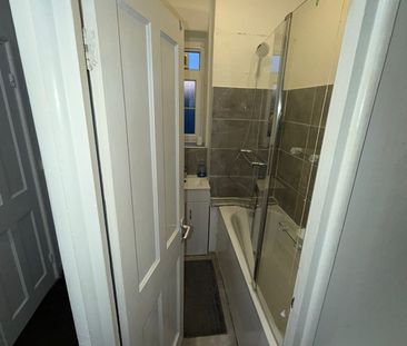 Studio Flat, Aylesford House, SE1 - Photo 1