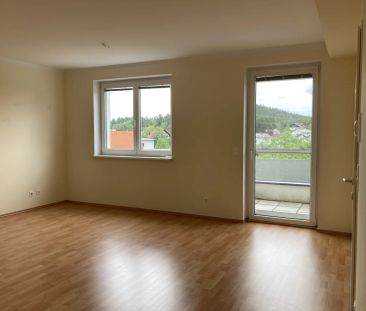SENIORENWOHNUNG: sonnige 2-Zimmer-Wohnung mit Balkon in Hollenthon ... - Photo 1