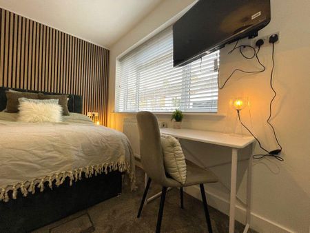 1 bedroom in a house share to rent - Photo 5