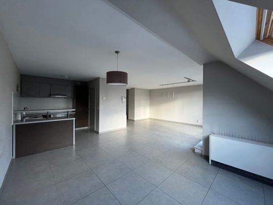 Appartement te huur - Photo 1