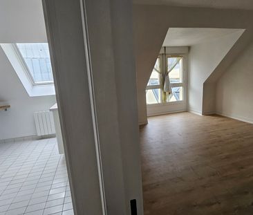 Location Appartement 2 pièces 47m² FONTAINEBLEAU 77300 - Photo 6