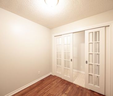 For Lease - 5233 Dundas Street Unit# 1522, Toronto, Ontario - Photo 1