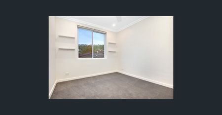 Stylish and Spacious Apartment with Tranquil Outlook - Photo 3