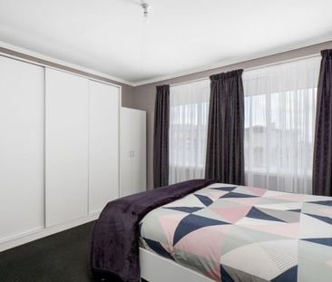 It's Easy, Living Here! - Photo 3