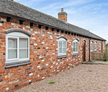 High specification single-level barn conversion with large garden a... - Photo 1