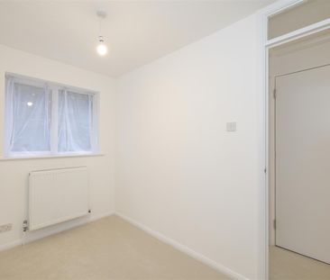 Kirby Close, Northwood - Photo 6