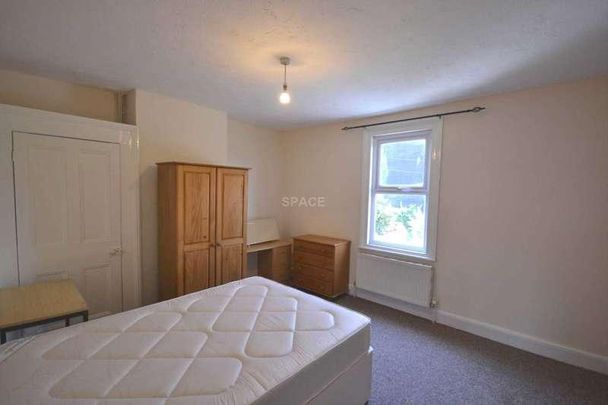 Southampton Street, Reading, Berkshire, RG1 - Photo 1