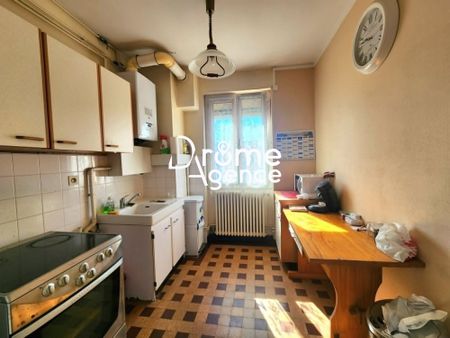 Location Appartement 2 pièces 47m² VALENCE 26000 - Photo 4
