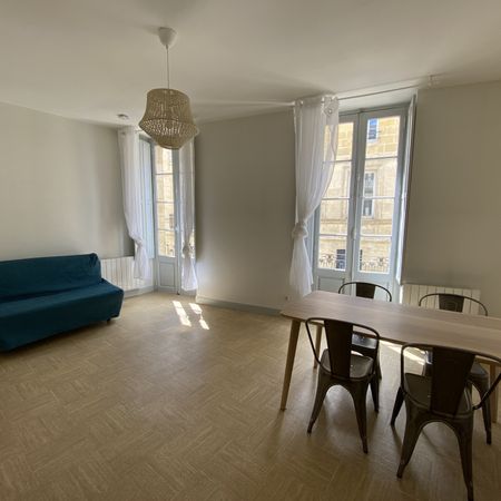 Location Appartement 1 pièce 32m² BORDEAUX 33000 - Photo 3