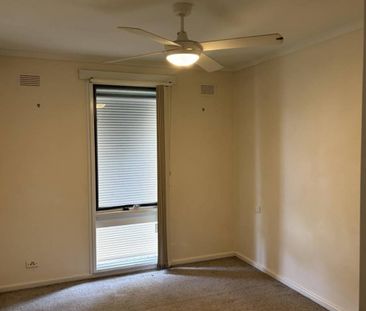 FAMILY HOME – FRESHLY PAINTED & READY TO MOVE IN - Photo 2