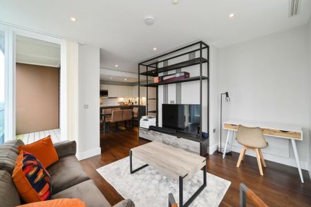 9 Harbour Way, E14, London - Photo 2