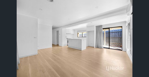 Low-Maintenance Living in a Prime Werribee Location! APPLICATIONS NOW OPEN - Photo 1