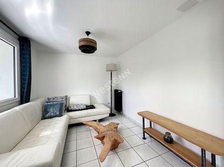 Location Appartement 4 pièces 74m² - Photo 2