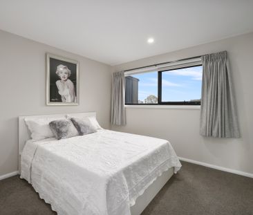 Convenience. Comfort. Privacy. - Photo 1