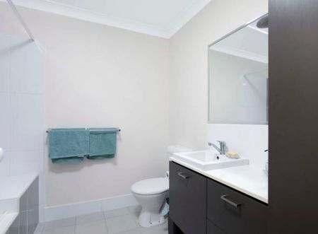 Albany Creek - Photo 2